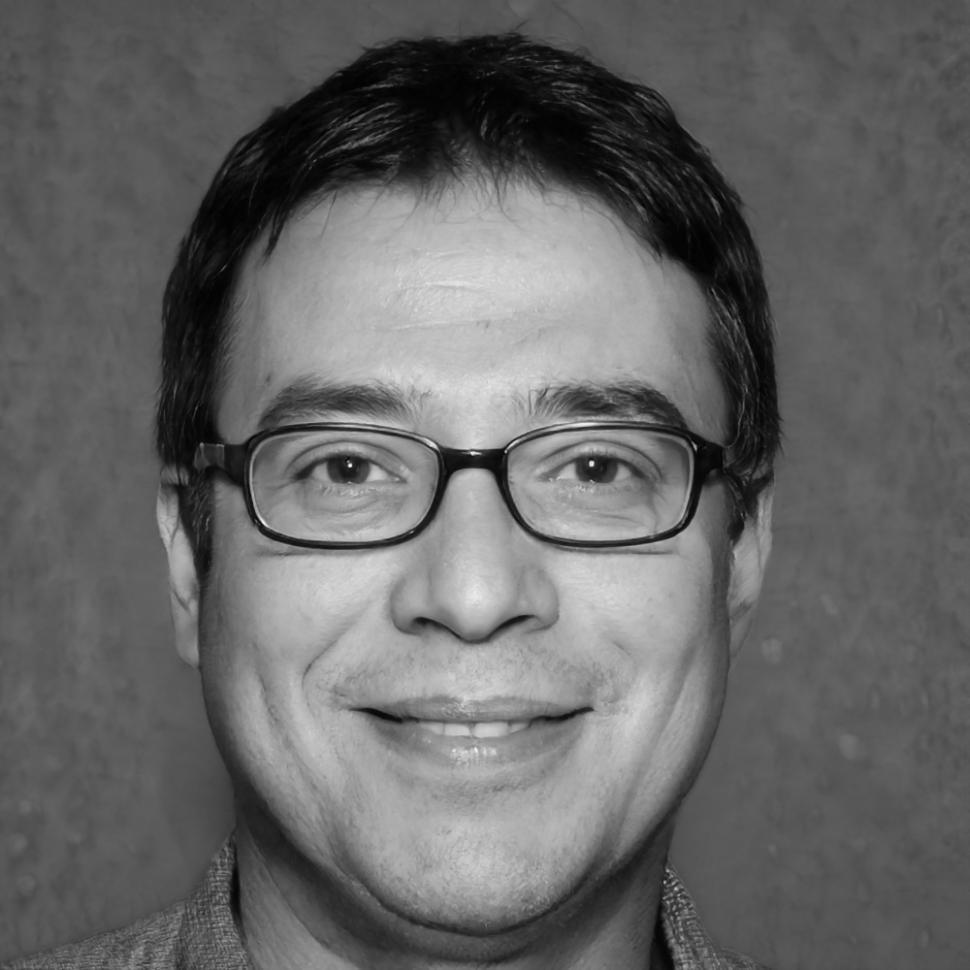 Retrato de experto en análisis financiero